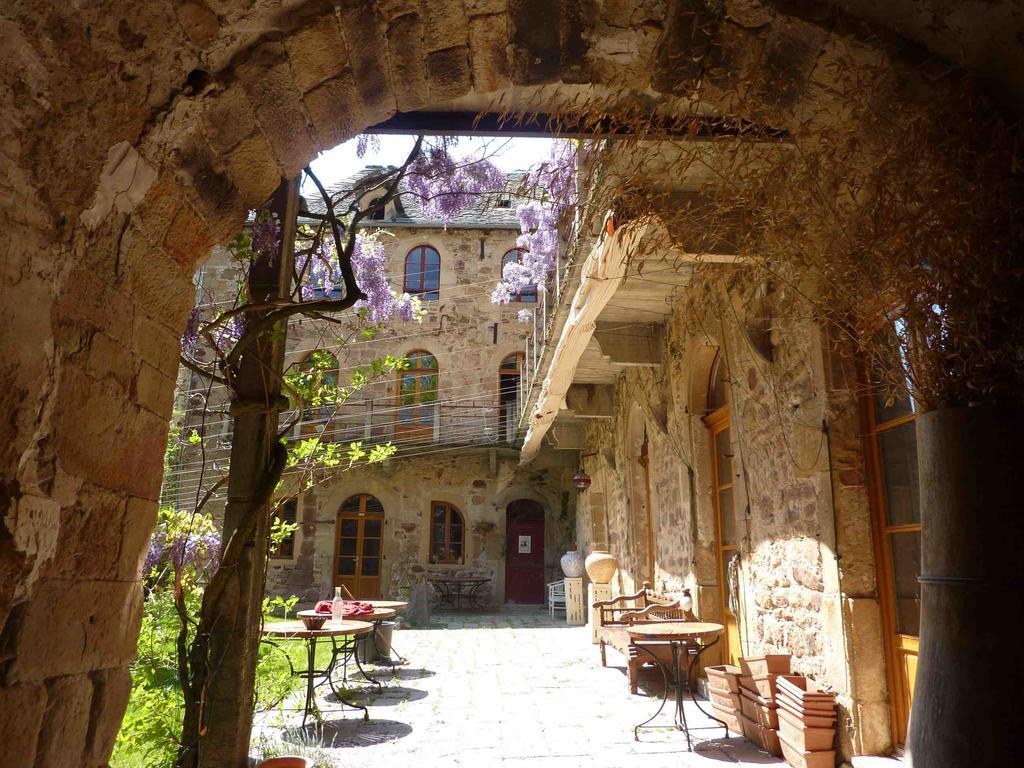 Château de Salelles Banassac Extérieur photo