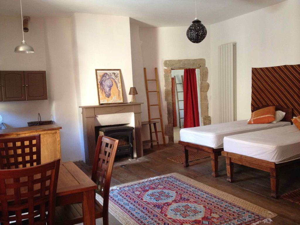 Château de Salelles Banassac Extérieur photo